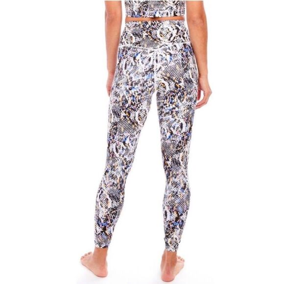NWT Sage Collective Snakeskin Print Yoga Workout Athletic Leggings - Picture 4 of 11
